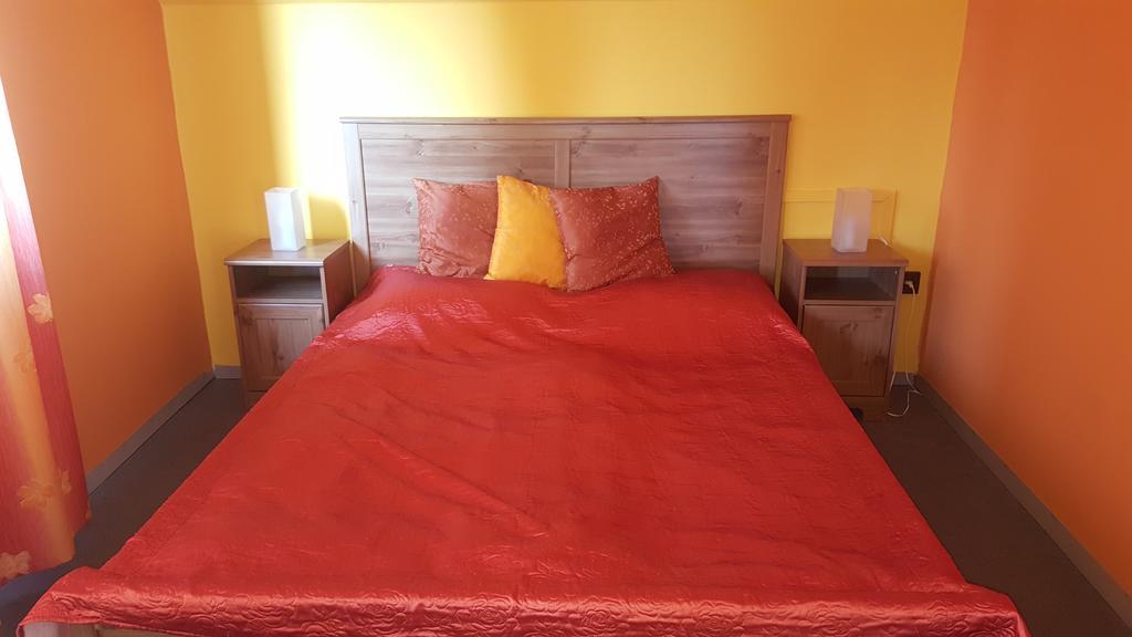Nador Apartman Apartment บาลาตอนแลลเล ภายนอก รูปภาพ